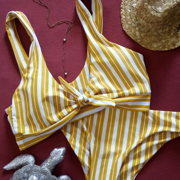 Other - 🍒Brand New Yellow Striped Bikini